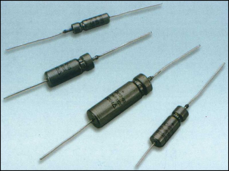 Файл:K52-9 11 корпус (разобранные) Тантал.jpg